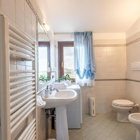 Apartment Theo House -